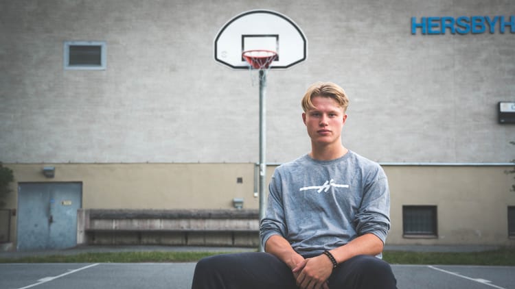 Linus Holstrom Riddervold - '24